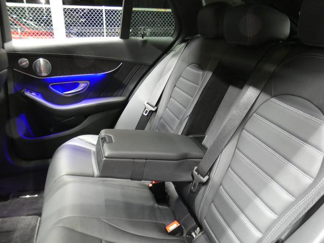 Cクラスステーションワゴン C43 4マチック ステーションワゴン レーダーP 後期 Meコネクト 黒本革 パノラマSR AMGエアロ/19AW KWダウンサス/ワイドスペーサー ナビ 地デジ Aカープレイ Bカメラ ブルメスター HUD 自動テールゲート 2年保証付(32枚目)