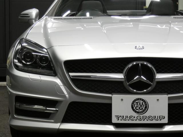 SLK SLK200ブルーエフィシェンシー AMGスポーツPKG 1オーナー AMGエアロ/18AW 黒本革/ヒーター/エアスカーフ 純正ナビ 地デジ ダイナミックハンドリングP パドルシフト キセノンライト インテリジェントライト 2年保証付(6枚目)