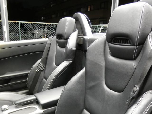 SLK SLK200ブルーエフィシェンシー トレンド REMUSマフラー トランクスポイラー レッドキャリパー 黒本革シート/ヒーター/エアスカーフ 純正HDDナビ 地デジ パドルシフト ドラレコ GPSレーダー キセノンライト/オートHB 2年保証付(7枚目)