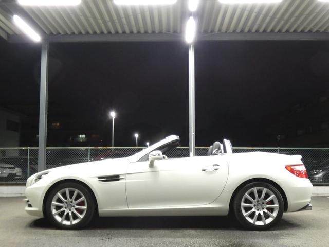 SLK SLK200ブルーエフィシェンシー トレンド REMUSマフラー トランクスポイラー レッドキャリパー 黒本革シート/ヒーター/エアスカーフ 純正HDDナビ 地デジ パドルシフト ドラレコ GPSレーダー キセノンライト/オートHB 2年保証付(18枚目)