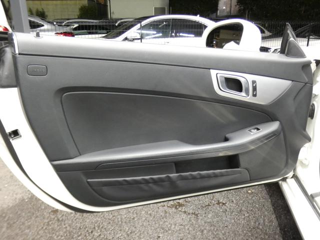 SLK SLK200ブルーエフィシェンシー トレンド REMUSマフラー トランクスポイラー レッドキャリパー 黒本革シート/ヒーター/エアスカーフ 純正HDDナビ 地デジ パドルシフト ドラレコ GPSレーダー キセノンライト/オートHB 2年保証付(25枚目)
