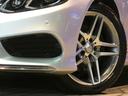 足元にはAMG18インチ5ツインスポークアルミホイールを装着!メルセデスならではの高いブレーキ性能を発揮する放熱性に優れたドリルドローターを装備!PRE-SAFEブレーキなども搭載しております!!