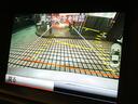 目視で確認する事が難しい後方を映し出すガイドライン付きバックカメラを装備!狭い箇所での駐車等も安心して頂けます!パークトロニックセンサーと併せてご使用下さい!TEL:047-390-1919