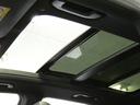 車内に光を取り入れ明るく開放的に演出するパノラミックガラススライディングルーフを採用しています！状況に応じてチルトアップ＆スライドの２パターンでご使用頂けます！！ＴＥＬ：０４７－３０７－９９３３