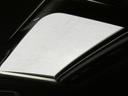 車内に光を取り入れ明るく開放的に演出するガラススライディングルーフを採用しています！状況に応じてチルトアップ＆スライドの２パターンでご使用頂けます！！ＴＥＬ：０４７－３０７－９９３３