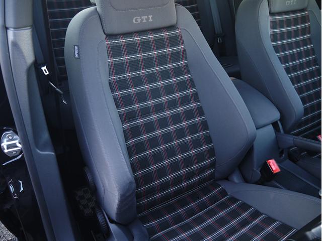 ゴルフ ＧＴＩ　２０００ｃｃターボ　６速オートマ　パドルシフト　カロッツェリア製ナビ　ドラレコ　ザックス製ショック＆スプリング　ボルクレーシングＲＥ３０　鍛造１７インチＡＷ　社外サブコンＲａｃｅＣｈｉｐ　記録簿（37枚目）