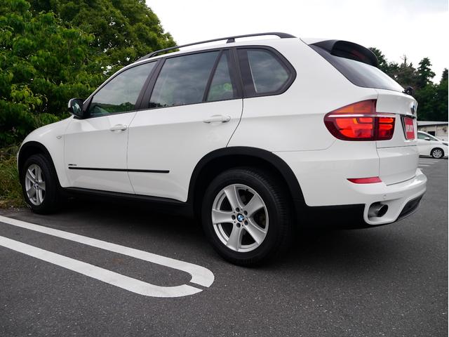 Ｘ５ ｘＤｒｉｖｅ　３５ｉ　１オーナー車　直６　３０００ｃｃターボ　８速オートマ　レザーシート　パワーシート　シートヒーター　コンフォートアクセス　ナビ　バック＆トップビューカメラ　地デジＴＶ　ブルートゥース　記録簿　スペアキー（22枚目）