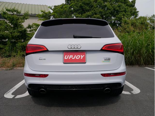 Ｑ５ ２．０ＴＦＳＩクワトロＳラインコンペティションプラス　１５０台特別仕様車　２０００ｃｃターボ　専用色スズカグレー　アダプティブクルーズ　ブラックスタイリングＰＫＧ　２０インチＡＷ　パドルシフト　ナビ　バック、サイドカメラ　地デジＴＶ　記録簿　スペアキー（9枚目）