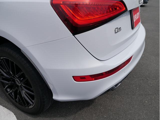 Ｑ５ ２．０ＴＦＳＩクワトロＳラインコンペティションプラス　１５０台特別仕様車　２０００ｃｃターボ　専用色スズカグレー　アダプティブクルーズ　ブラックスタイリングＰＫＧ　２０インチＡＷ　パドルシフト　ナビ　バック、サイドカメラ　地デジＴＶ　記録簿　スペアキー（26枚目）