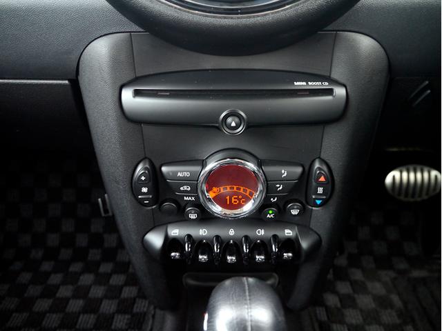 ＭＩＮＩ クーパーＳ　１６００ｃｃターボエンジン　６速オートマホワイトブラックツートンボディ　１７インチＡＷ　パドルシフト　ナビ　地デジＴＶ　記録簿　スペアキー（53枚目）