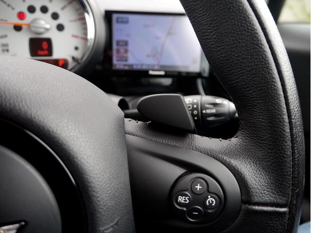 ＭＩＮＩ クーパーＳ　１６００ｃｃターボエンジン　６速オートマホワイトブラックツートンボディ　１７インチＡＷ　パドルシフト　ナビ　地デジＴＶ　記録簿　スペアキー（60枚目）