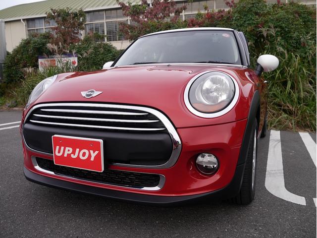 MINI ワン ワン 6速マニュアル車 ブレイジングレッドメタリック アイドリングストップ 記録簿 スペアキー(3枚目)