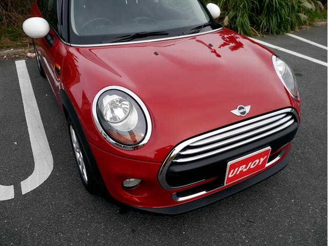 MINI ワン ワン 6速マニュアル車 ブレイジングレッドメタリック アイドリングストップ 記録簿 スペアキー(4枚目)