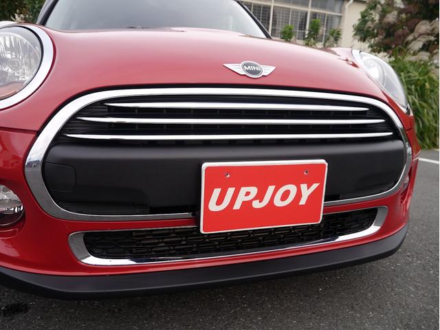 MINI ワン ワン 6速マニュアル車 ブレイジングレッドメタリック アイドリングストップ 記録簿 スペアキー(14枚目)