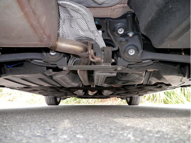 MINI ワン ワン 6速マニュアル車 ブレイジングレッドメタリック アイドリングストップ 記録簿 スペアキー(35枚目)