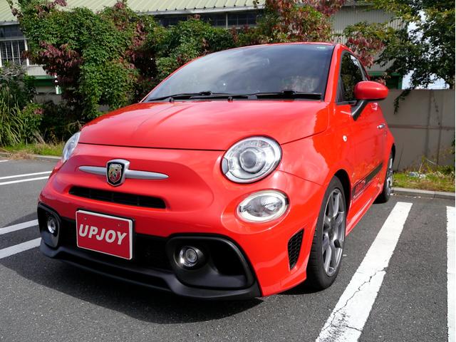 アバルト５９５ ベースグレード　１オーナー車　１４００ｃｃターボ　５速マニュアル　Ｌａｒｇｕｓ製車高調スペックＳ　調整式スタビリンク　車高調レンチ　レコードモンツァマフラー　スペアキー（3枚目）