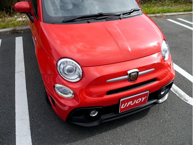 アバルト５９５ ベースグレード　１オーナー車　１４００ｃｃターボ　５速マニュアル　Ｌａｒｇｕｓ製車高調スペックＳ　調整式スタビリンク　車高調レンチ　レコードモンツァマフラー　スペアキー（4枚目）