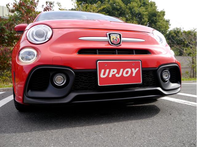 アバルト５９５ ベースグレード　１オーナー車　１４００ｃｃターボ　５速マニュアル　Ｌａｒｇｕｓ製車高調スペックＳ　調整式スタビリンク　車高調レンチ　レコードモンツァマフラー　スペアキー（13枚目）