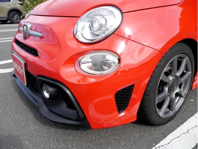 アバルト５９５ ベースグレード　１オーナー車　１４００ｃｃターボ　５速マニュアル　Ｌａｒｇｕｓ製車高調スペックＳ　調整式スタビリンク　車高調レンチ　レコードモンツァマフラー　スペアキー（16枚目）