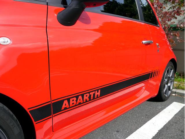 アバルト５９５ ベースグレード　１オーナー車　１４００ｃｃターボ　５速マニュアル　Ｌａｒｇｕｓ製車高調スペックＳ　調整式スタビリンク　車高調レンチ　レコードモンツァマフラー　スペアキー（24枚目）