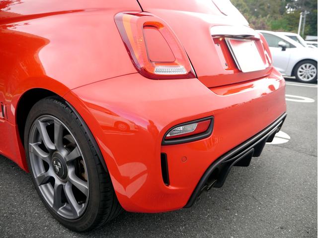 アバルト５９５ ベースグレード　１オーナー車　１４００ｃｃターボ　５速マニュアル　Ｌａｒｇｕｓ製車高調スペックＳ　調整式スタビリンク　車高調レンチ　レコードモンツァマフラー　スペアキー（26枚目）