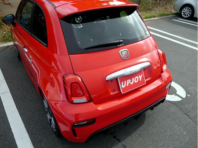 アバルト５９５ ベースグレード　１オーナー車　１４００ｃｃターボ　５速マニュアル　Ｌａｒｇｕｓ製車高調スペックＳ　調整式スタビリンク　車高調レンチ　レコードモンツァマフラー　スペアキー（27枚目）