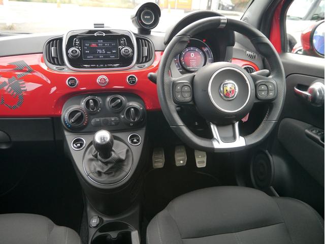 アバルト５９５ ベースグレード　１オーナー車　１４００ｃｃターボ　５速マニュアル　Ｌａｒｇｕｓ製車高調スペックＳ　調整式スタビリンク　車高調レンチ　レコードモンツァマフラー　スペアキー（57枚目）