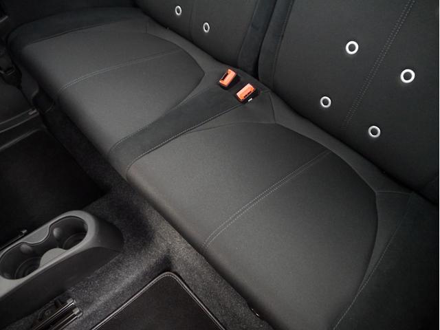 アバルト５９５ ベースグレード　１オーナー車　１４００ｃｃターボ　５速マニュアル　Ｌａｒｇｕｓ製車高調スペックＳ　調整式スタビリンク　車高調レンチ　レコードモンツァマフラー　スペアキー（76枚目）