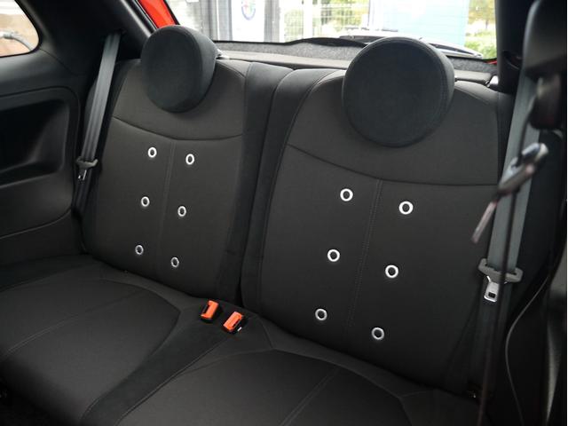 アバルト５９５ ベースグレード　１オーナー車　１４００ｃｃターボ　５速マニュアル　Ｌａｒｇｕｓ製車高調スペックＳ　調整式スタビリンク　車高調レンチ　レコードモンツァマフラー　スペアキー（77枚目）