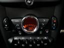 クーパーＳ　１６００ｃｃターボエンジン　６速オートマホワイトブラックツートンボディ　１７インチＡＷ　パドルシフト　ナビ　地デジＴＶ　記録簿　スペアキー（54枚目）