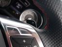 ステアリング向う側にはパドルシフトが備わります。