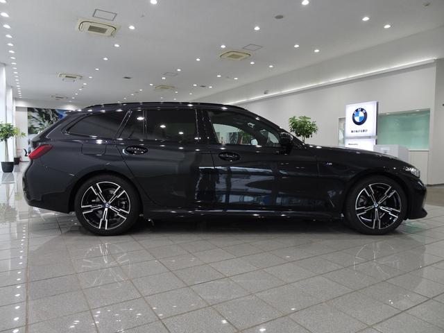 ３シリーズ ３２０ｄ　ｘＤｒｉｖｅツーリング　Ｍスポーツ　全国２年保証、ハーフレザーシート、ＬＥＤヘッドライト、１８インチアルミホイール、ＡＣＣ（4枚目）