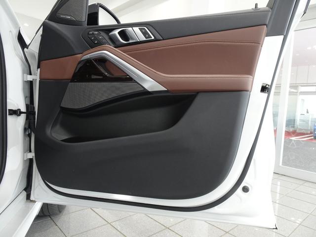 Ｘ６ ｘＤｒｉｖｅ　３５ｄ　Ｍスポーツ　全国２年保証、パノラマガラスサンルーフ、レザーシート、フルセグＴＶチューナー、２１インチアルミホイール（31枚目）