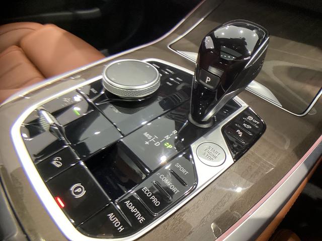 Ｘ５ ｘＤｒｉｖｅ　４０ｄ　Ｍスポーツ　全国２年保証、パノラマガラスサンルーフ、レザーシート、ＬＥＤヘッドライト、２０インチアルミホイール、ＡＣＣ（7枚目）
