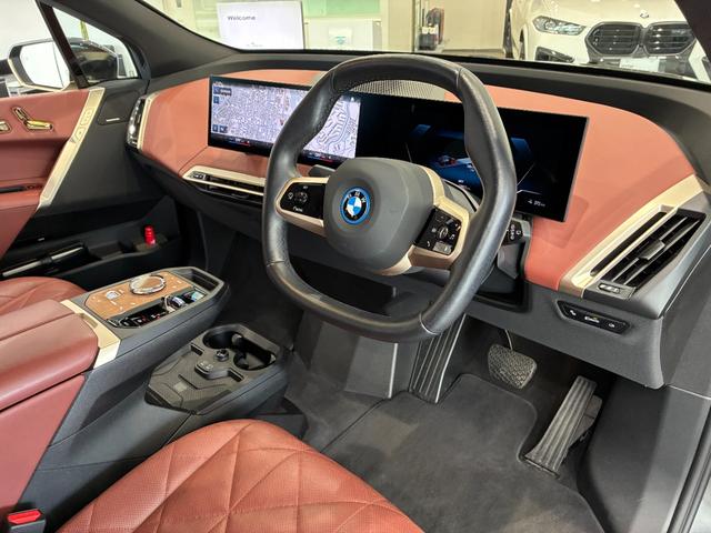 ｉＸ ｘＤｒｉｖｅ　４０　全国２年保証、パノラマスカイラウンジルーフ、レザーシート、ＬＥＤヘッドライト、２１インチアルミホイール、ＡＣＣ（21枚目）