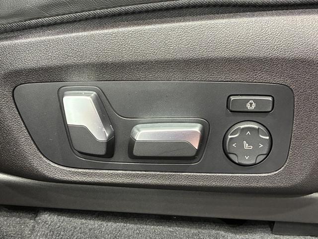 Ｘ４ Ｍ コンペティション　全国２年保証。ガラスサンルーフ、レザーシート、フルセグＴＶチューナー、２１インチアルミホイール、ＡＣＣ（26枚目）