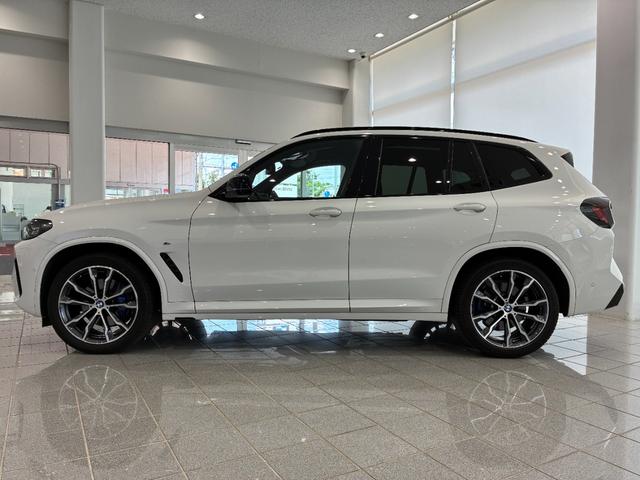 Ｘ３ Ｍ４０ｉ　雹害車両、全国２年保証、ガラスサンルーフ、レザーシート、フルセグＴＶチューナー、ＬＥＤヘッドライト、２０インチアルミホイール、ＡＣＣ（5枚目）