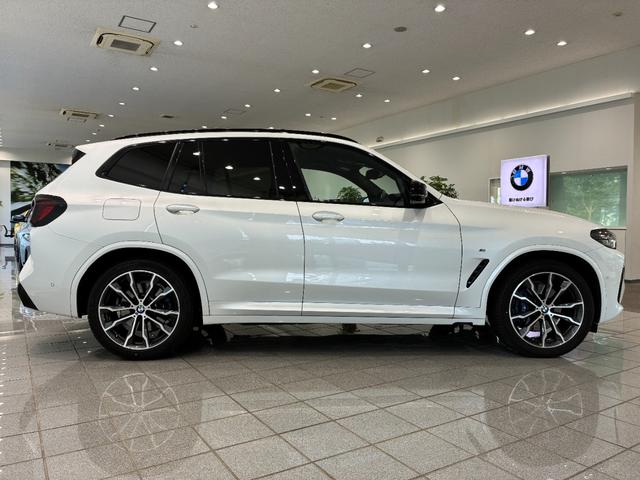Ｘ３ Ｍ４０ｉ　全国２年保証、レザーシート、フルセグＴＶチューナー、ＬＥＤヘッドライト、２０インチアルミホイール、ＡＣＣ（4枚目）