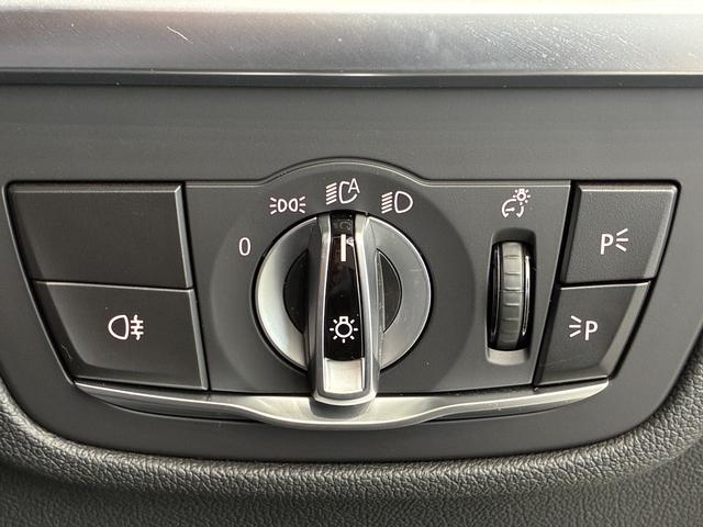 Ｘ３ Ｍ４０ｉ　全国２年保証、レザーシート、フルセグＴＶチューナー、ＬＥＤヘッドライト、２０インチアルミホイール、ＡＣＣ（15枚目）