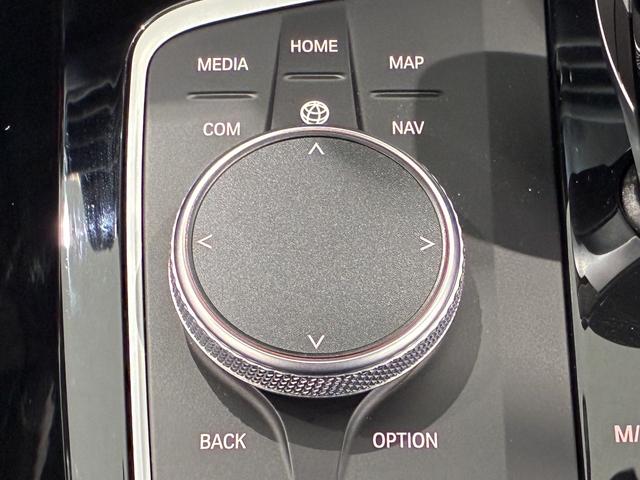 Ｘ３ Ｍ４０ｉ　全国２年保証、レザーシート、フルセグＴＶチューナー、ＬＥＤヘッドライト、２０インチアルミホイール、ＡＣＣ（18枚目）