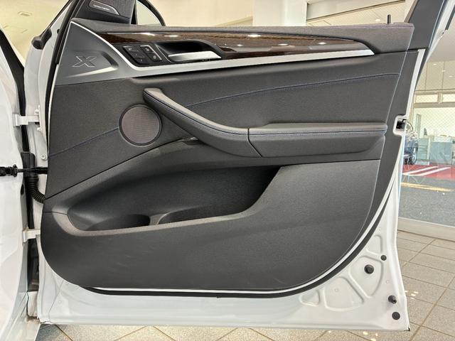 Ｘ３ Ｍ４０ｉ　全国２年保証、レザーシート、フルセグＴＶチューナー、ＬＥＤヘッドライト、２０インチアルミホイール、ＡＣＣ（30枚目）