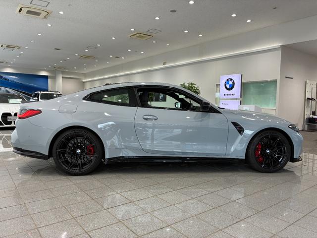 Ｍ４ Ｍ４クーペ　コンペティション　Ｍ　ｘＤｒｉｖｅ　全国２年保証、レザーシート、ＬＥＤヘッドライト、パワーリアゲート、１９インチアルミホイール、ＡＣＣ（4枚目）