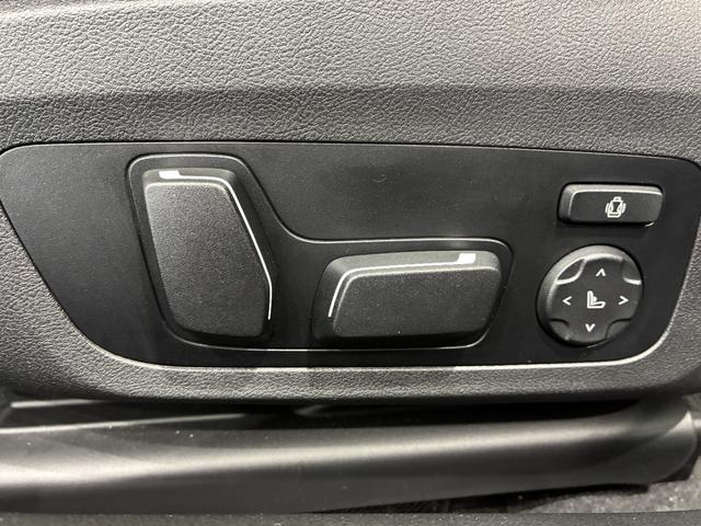 Ｍ４ Ｍ４クーペ　コンペティション　Ｍ　ｘＤｒｉｖｅ　全国２年保証、レザーシート、ＬＥＤヘッドライト、パワーリアゲート、１９インチアルミホイール、ＡＣＣ（27枚目）