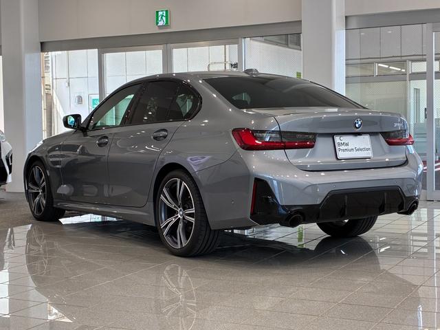 ３シリーズ ３１８ｉ　Ｍスポーツ　エディションシャドー　全国２年保証、ハーフレザーシート、パワーリアゲート、ＬＥＤヘッドライト、１９インチアルミホイール、ＡＣＣ（3枚目）