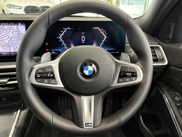 ３シリーズ ３１８ｉ　Ｍスポーツ　エディションシャドー　全国２年保証、ハーフレザーシート、ＬＥＤヘッドライト、パワーリアゲート、１９インチアルミホイール、ＡＣＣ（14枚目）