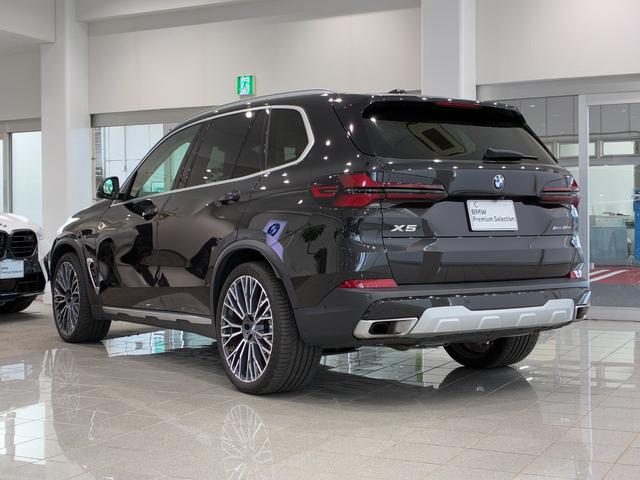 Ｘ５ ｘＤｒｉｖｅ　３５ｄ　エディションＸ　全国２年保証、パノラマガラスサンルーフ、レザーシート、フルセグＴＶチューナー、２２インチアルミホイール、ＡＣＣ（3枚目）