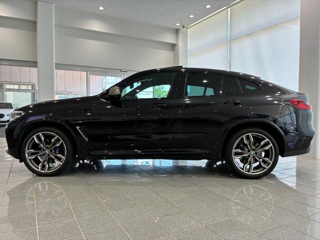 Ｘ４ Ｍ４０ｉ　全国２年保証、パノラマガラスサンルーフ、レザーシート、フルセグＴＶチューナー、２１インチアルミホイール、ＡＣＣ（5枚目）