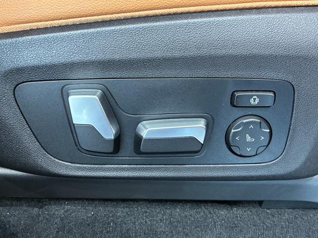 Ｘ４ Ｍ４０ｉ　全国２年保証、パノラマガラスサンルーフ、レザーシート、フルセグＴＶチューナー、２１インチアルミホイール、ＡＣＣ（26枚目）