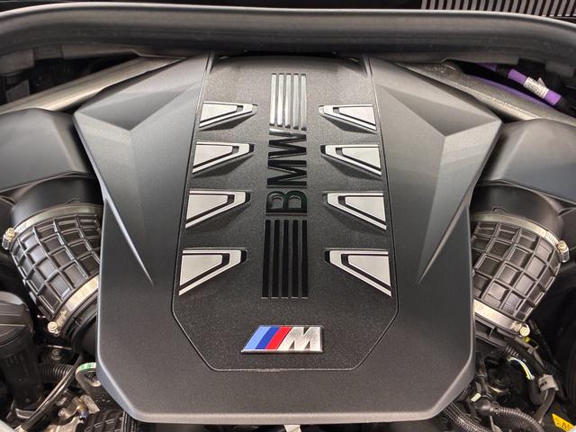 Ｘ６ Ｍ６０ｉ　ｘＤｒｉｖｅ　全国２年保証、ガラスサンルーフ、レザーシート、フルセグＴＶチューナー、ＬＥＤヘッドライト、２２インチアルミホイール、ＡＣＣ（13枚目）