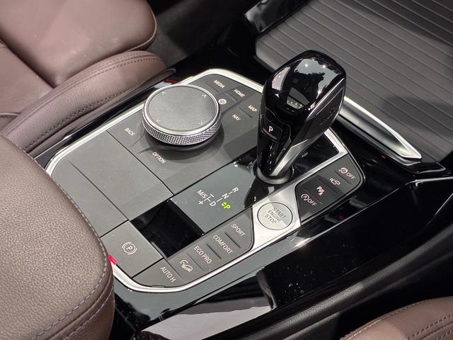 Ｘ３ ｘＤｒｉｖｅ　２０ｄ　Ｍスポーツ　全国２年保証、パノラマガラスサンルーフ、レザーシート、フルセグＴＶチューナー、ＬＥＤヘッドライト、１９インチアルミホイール、ＡＣＣ（7枚目）